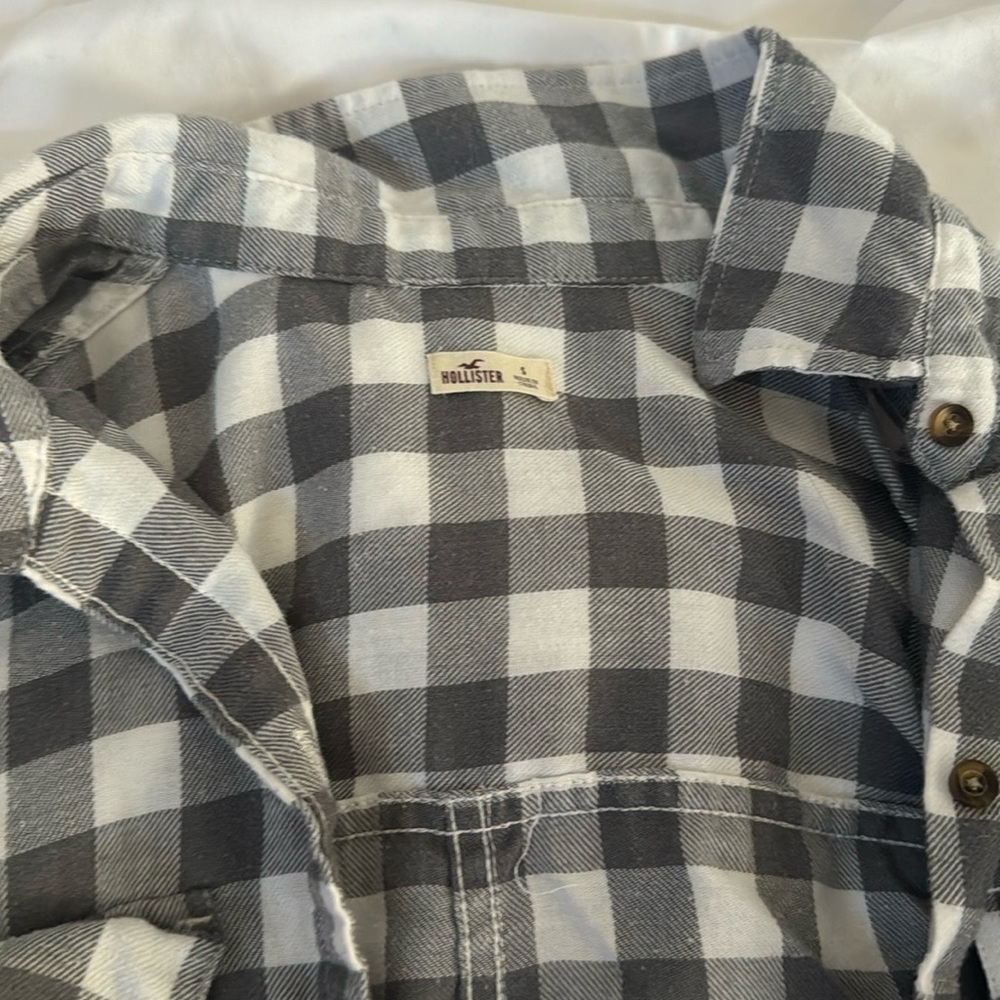 White and grey Hollister flannel